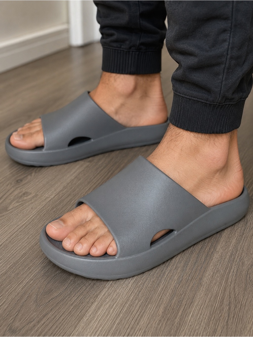 NWT Skechers Foamies Arch Fit Recovery Slides Gray Size 7